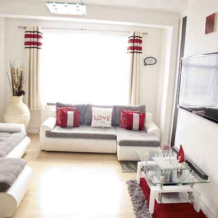 A & L Lodgings Barking  Zewnętrze zdjęcie